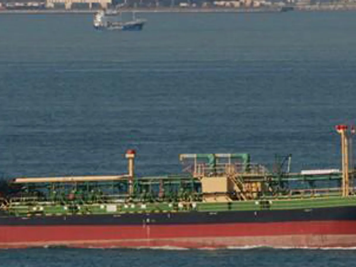 Petrol/Kimyasal tankeri satılık
