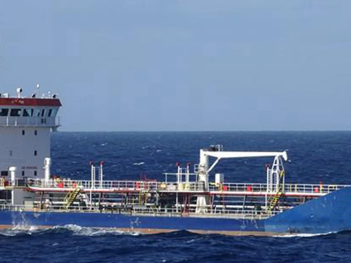 Petrol/Kimyasal tankeri satılık
