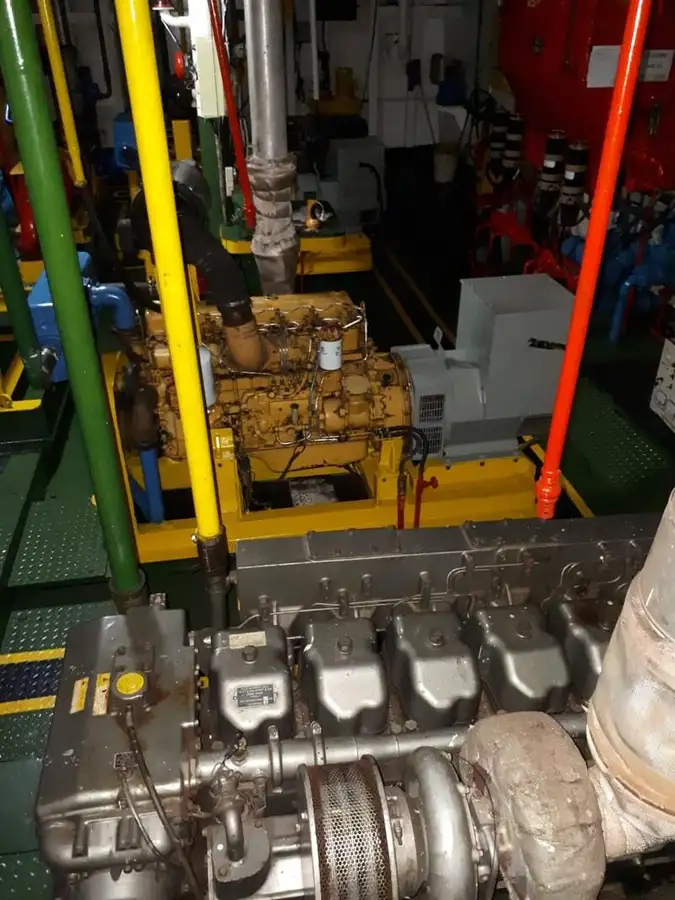 Petrol/Kimyasal tankeri satılık
