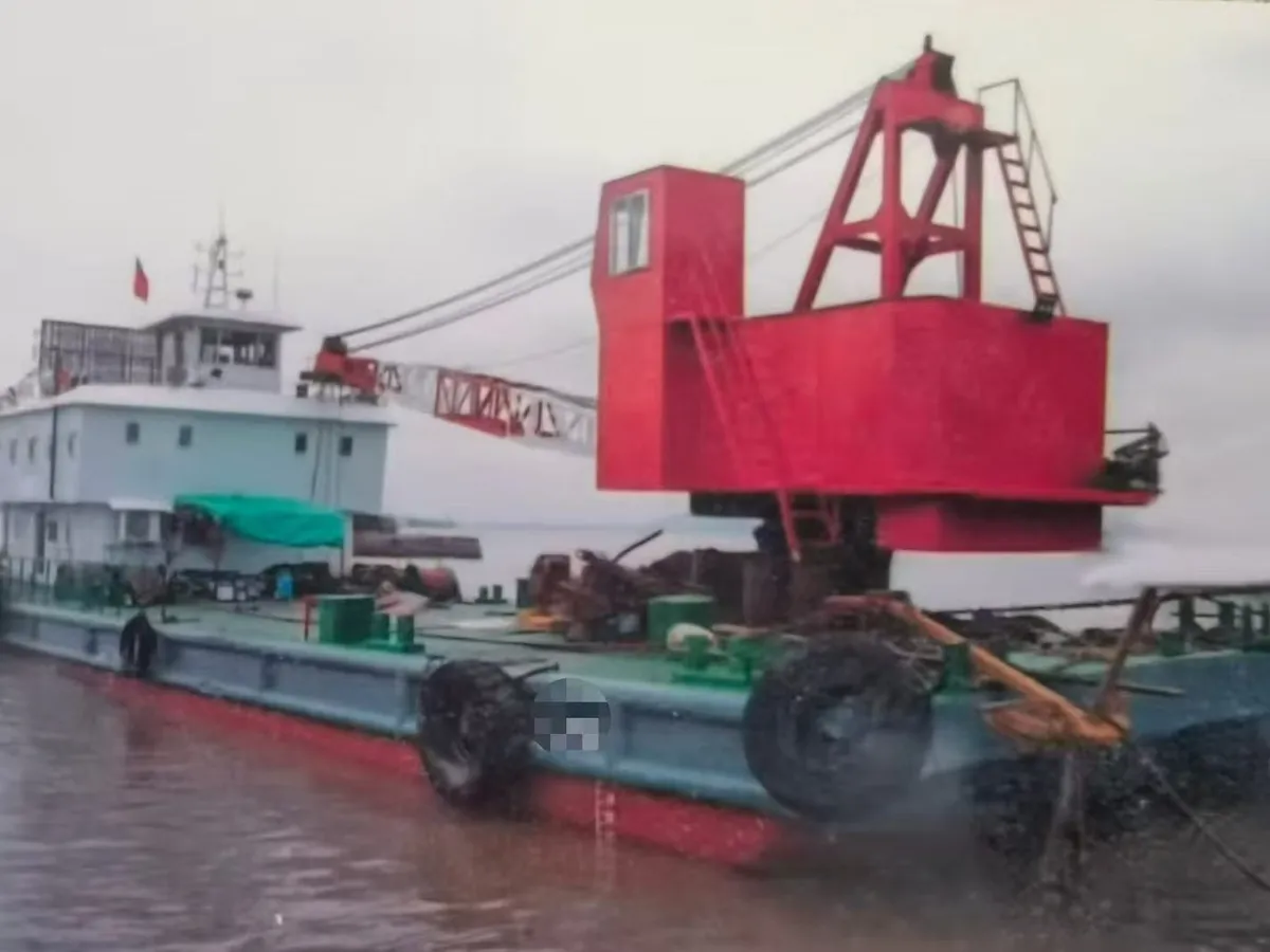 Dredger (Kazık çakma gemisi) satılık