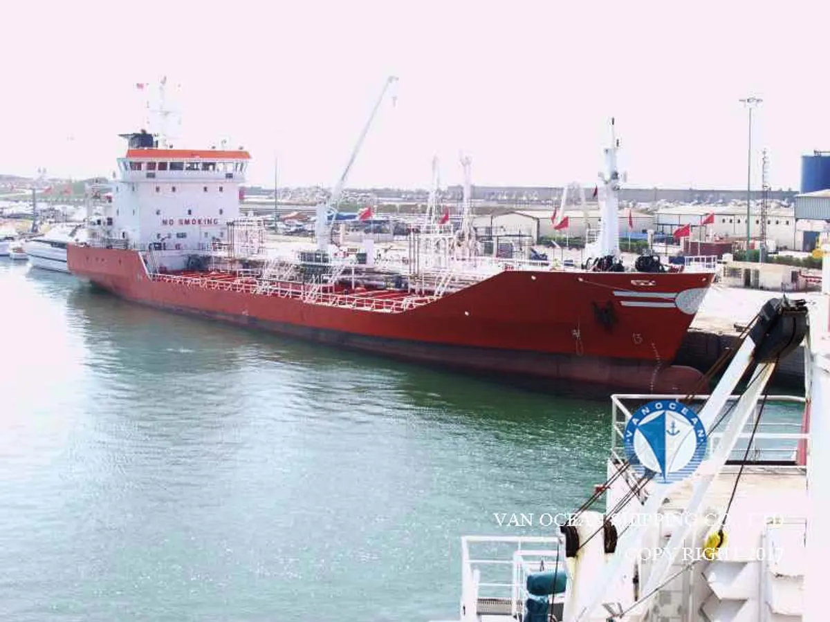 Petrol/Kimyasal tankeri satılık