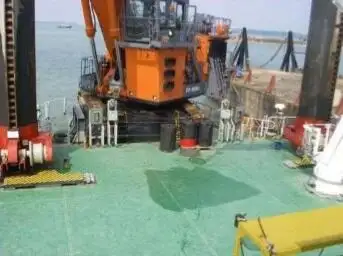 Dredger (Kazık çakma gemisi) satılık