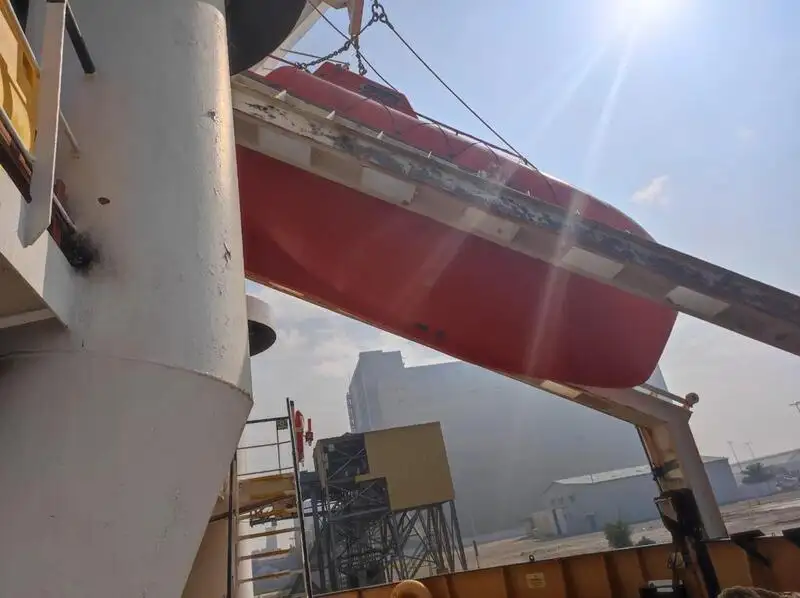 Dredger (Kazık çakma gemisi) satılık