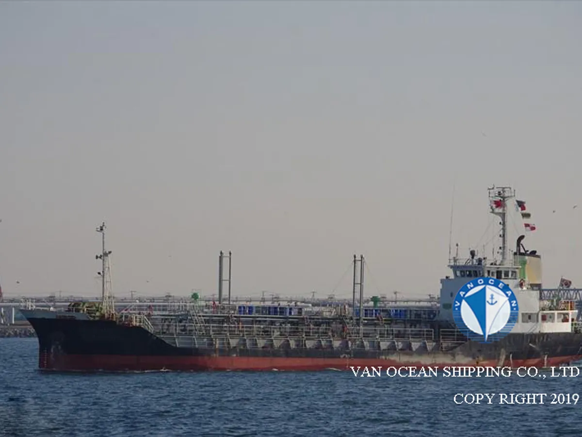 Petrol/Kimyasal tankeri satılık
