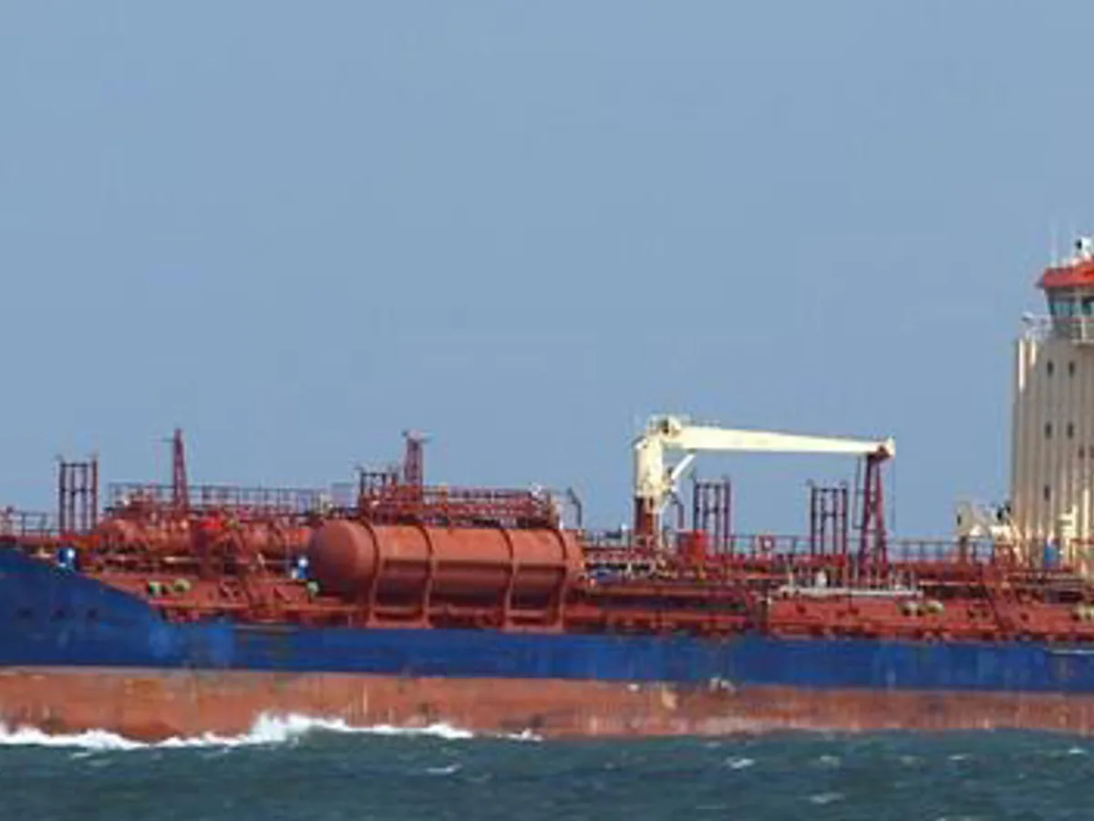 Petrol/Kimyasal tankeri satılık