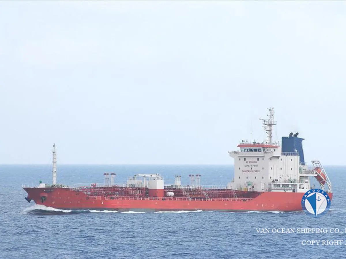 Petrol/Kimyasal tankeri satılık