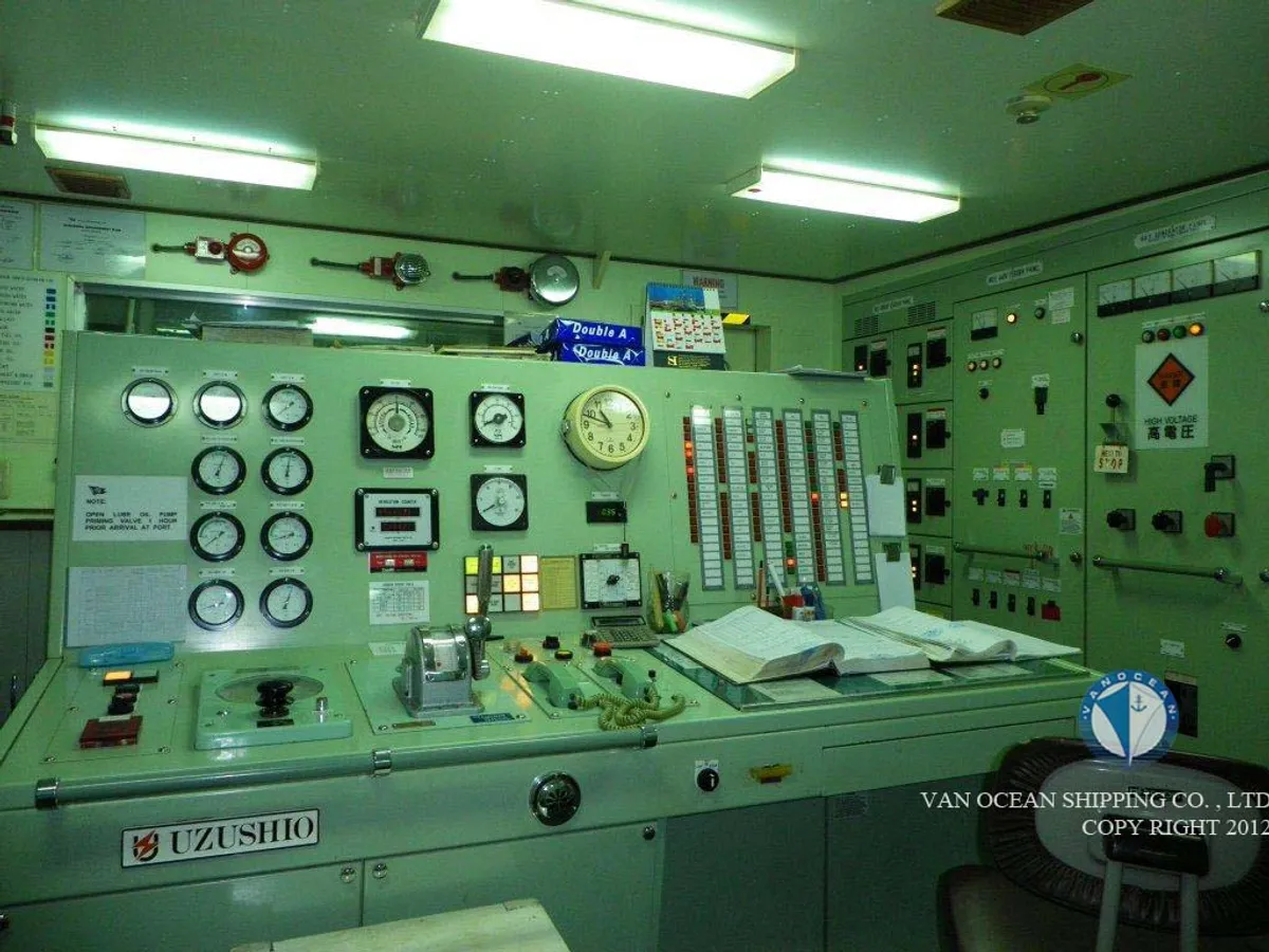Petrol/Kimyasal tankeri satılık
