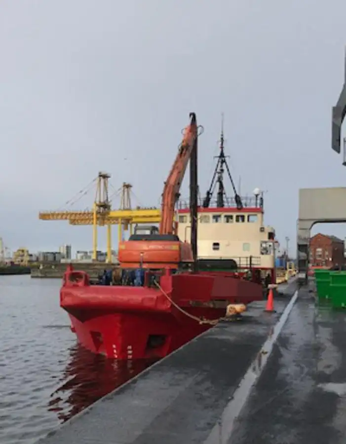 Dredger (Kazık çakma gemisi) satılık