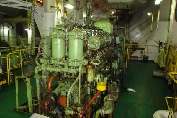 Petrol/Kimyasal tankeri satılık