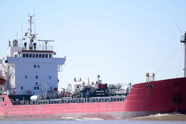 Oil/Chemical tanker for sale