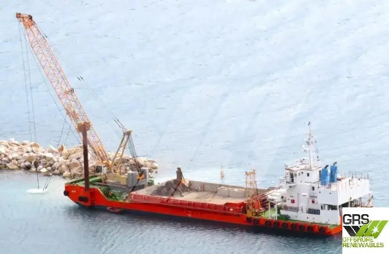 Dredger (Kazık çakma gemisi) satılık