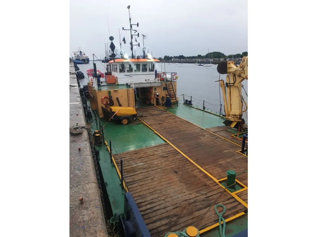Dredger (Kazık çakma gemisi) satılık