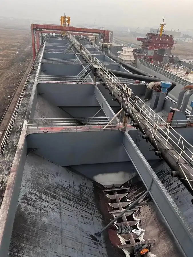 Dredger (Kazık çakma gemisi) satılık