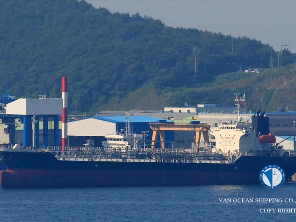 Petrol/Kimyasal tankeri satılık
