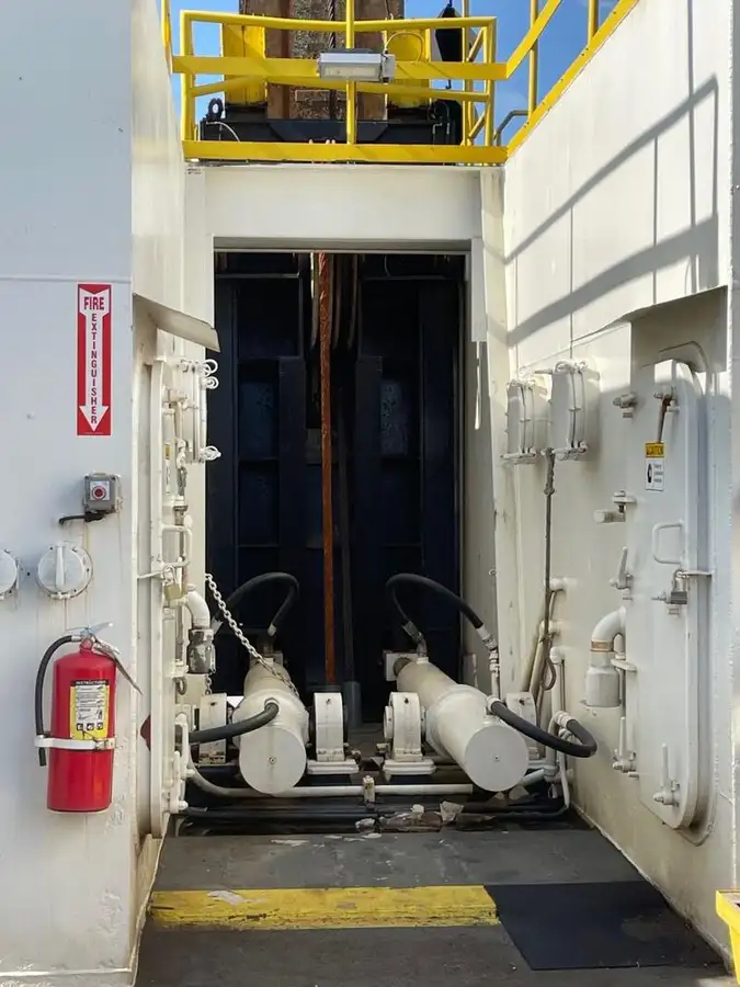 Dredger (Kazık çakma gemisi) satılık