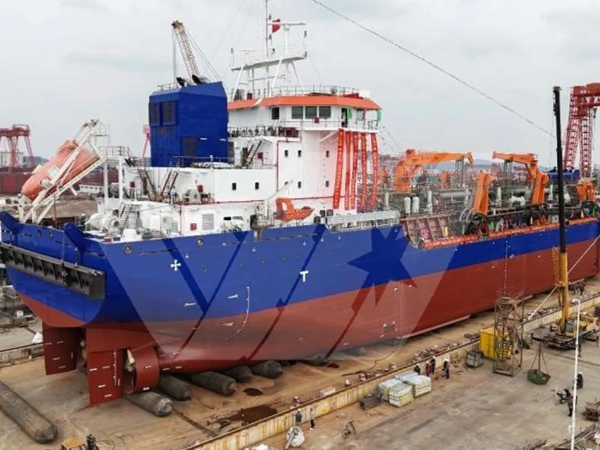 Dredger (Kazık çakma gemisi) satılık