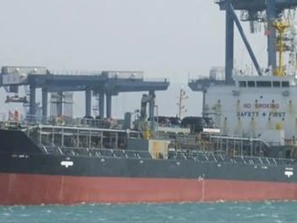 Petrol/Kimyasal tankeri satılık