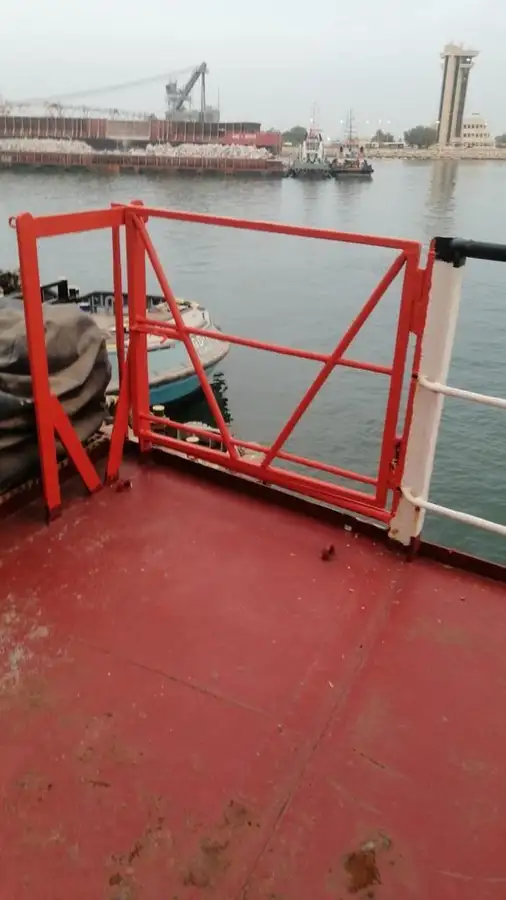 Dredger (Kazık çakma gemisi) satılık