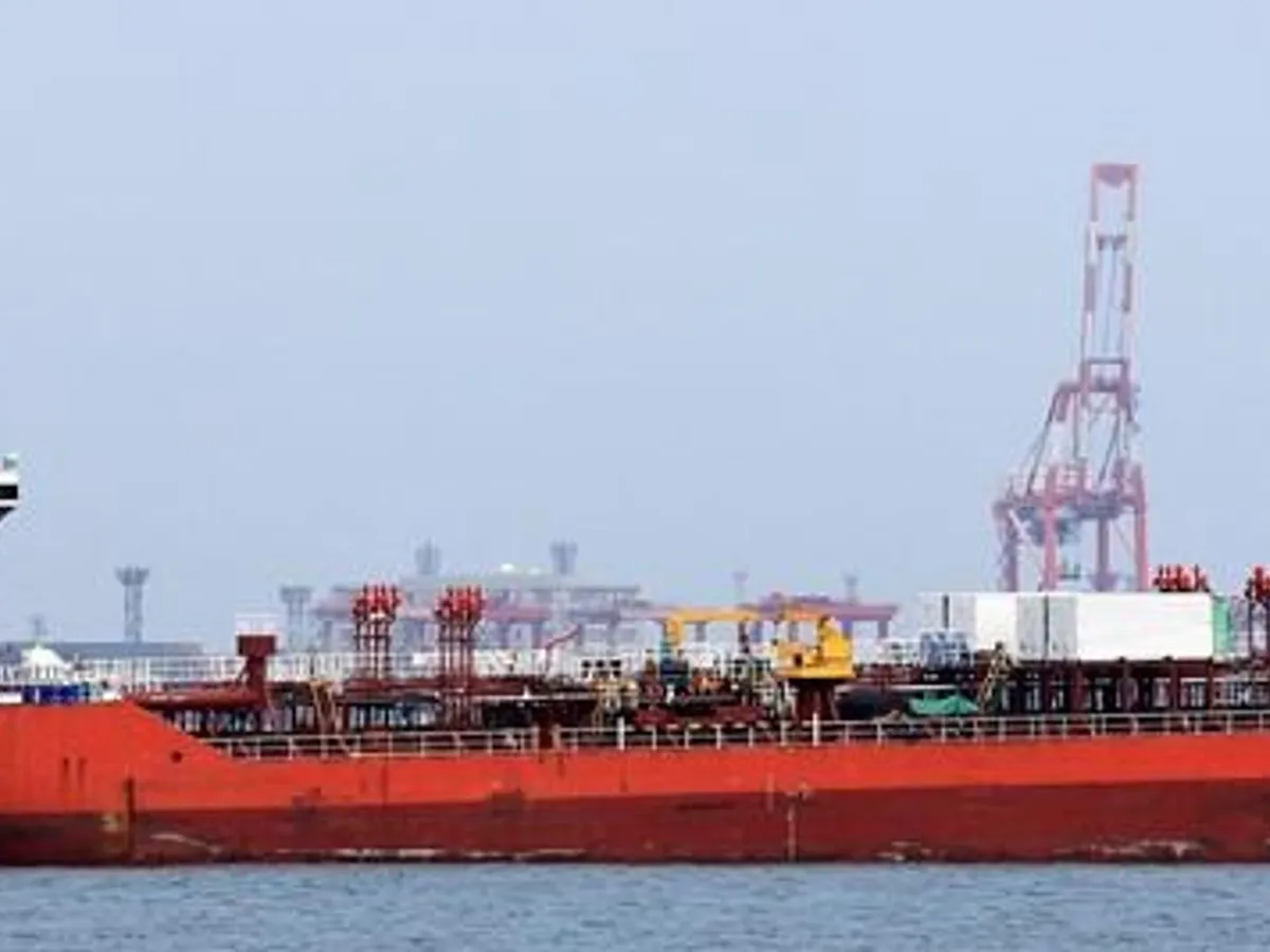 Petrol/Kimyasal tankeri satılık