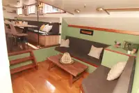 Yüzen otel satılık