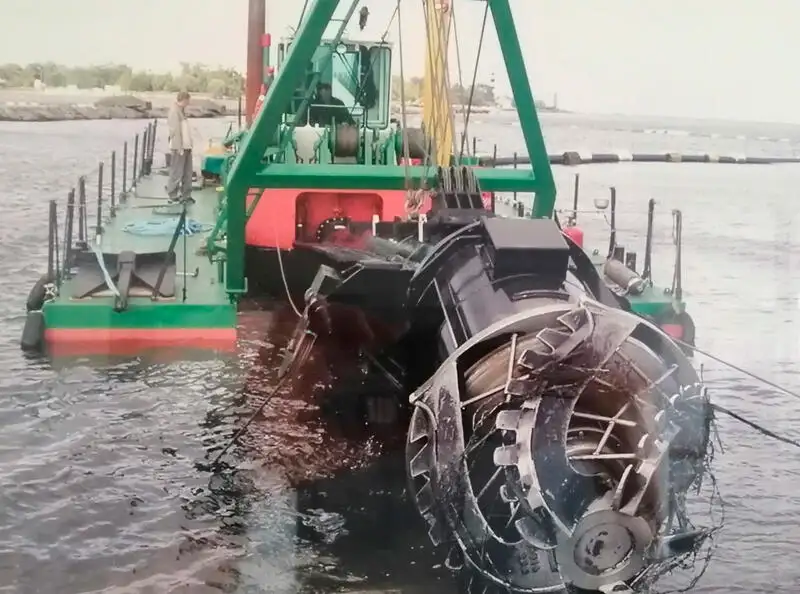 Dredger (Kazık çakma gemisi) satılık