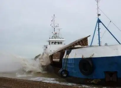 Dredger (Kazık çakma gemisi) satılık