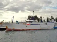Uzun hatlı balıkçı gemisi satılık