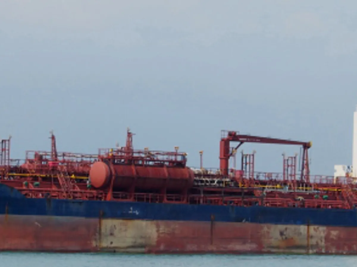 Petrol/Kimyasal tankeri satılık