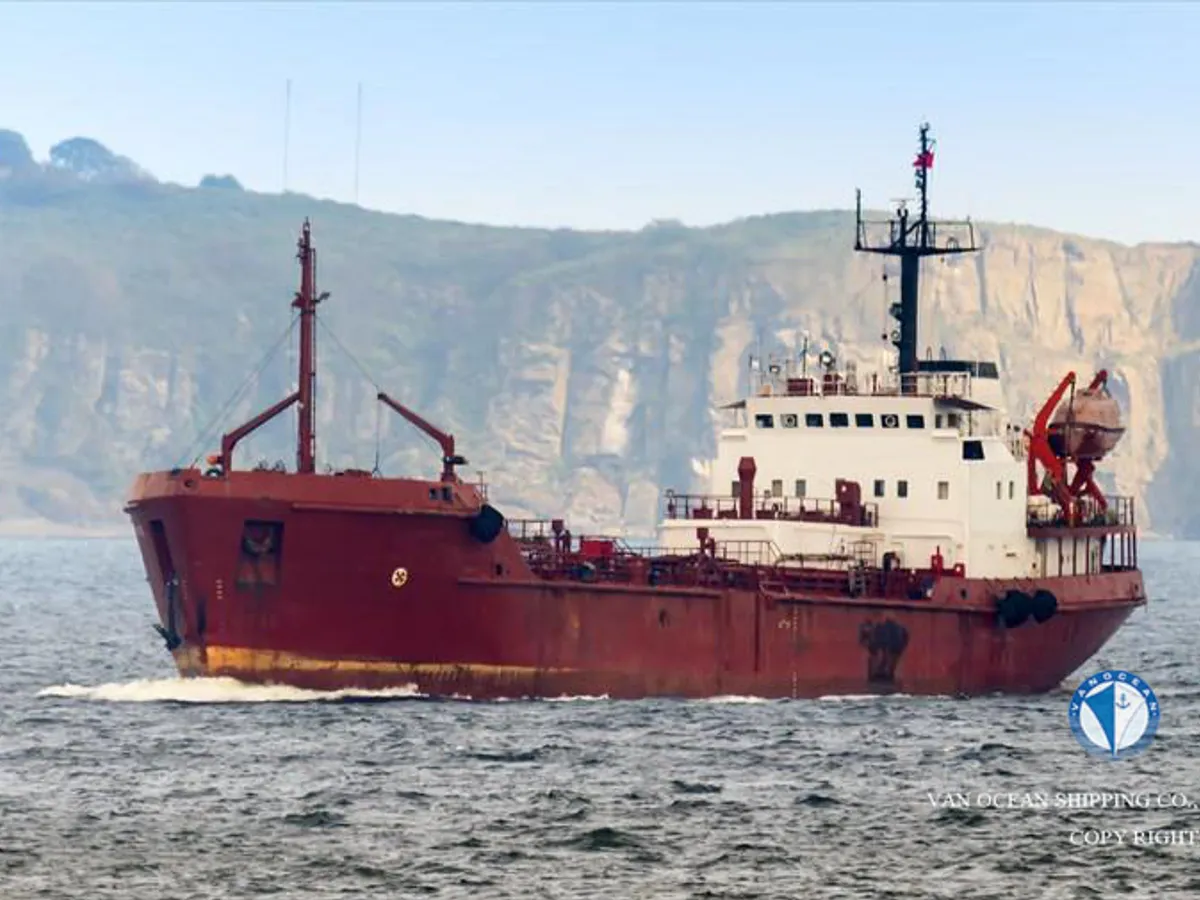 Petrol/Kimyasal tankeri satılık