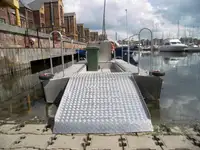 Konteyner gemisi satılık