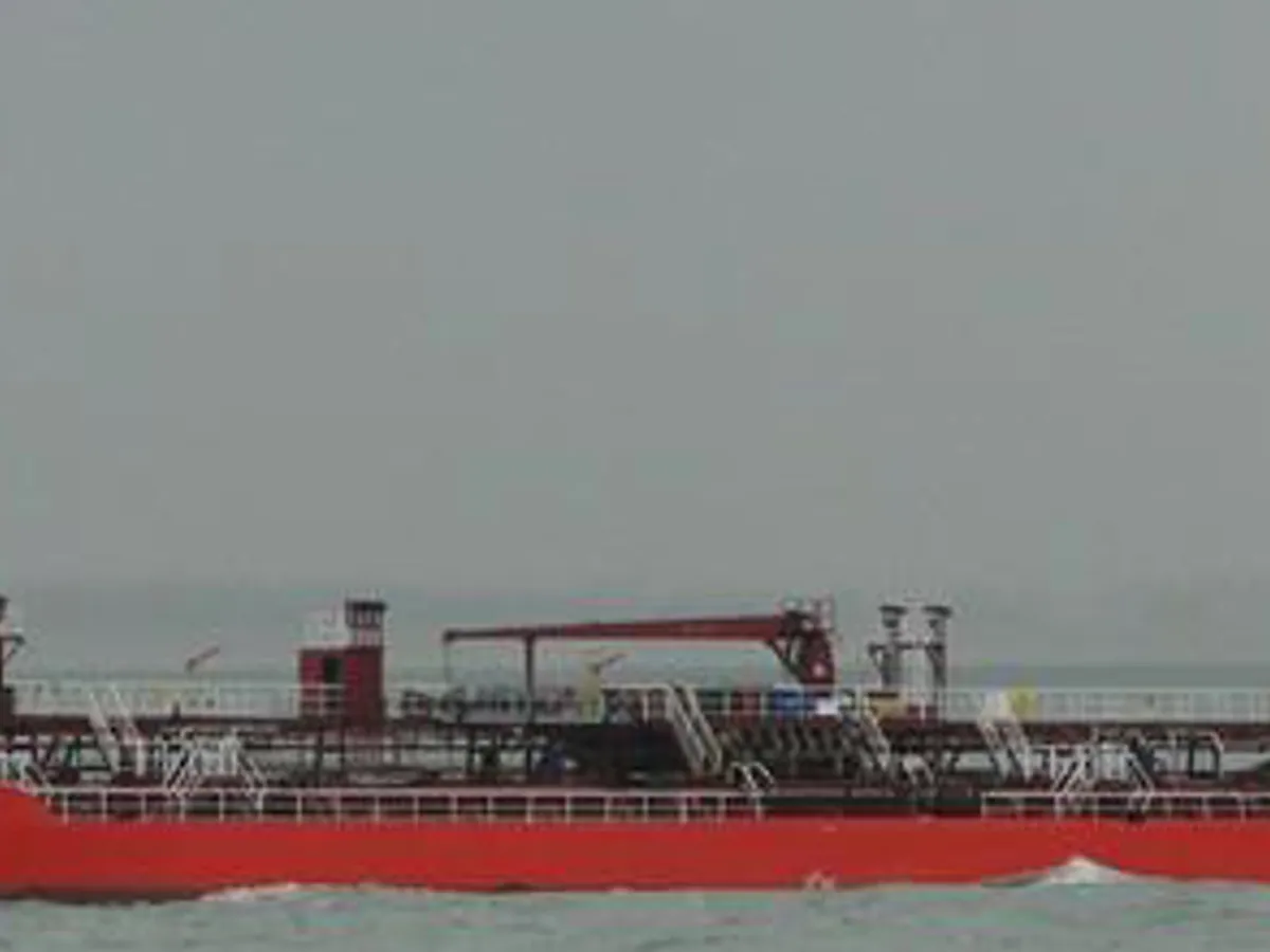 Petrol/Kimyasal tankeri satılık