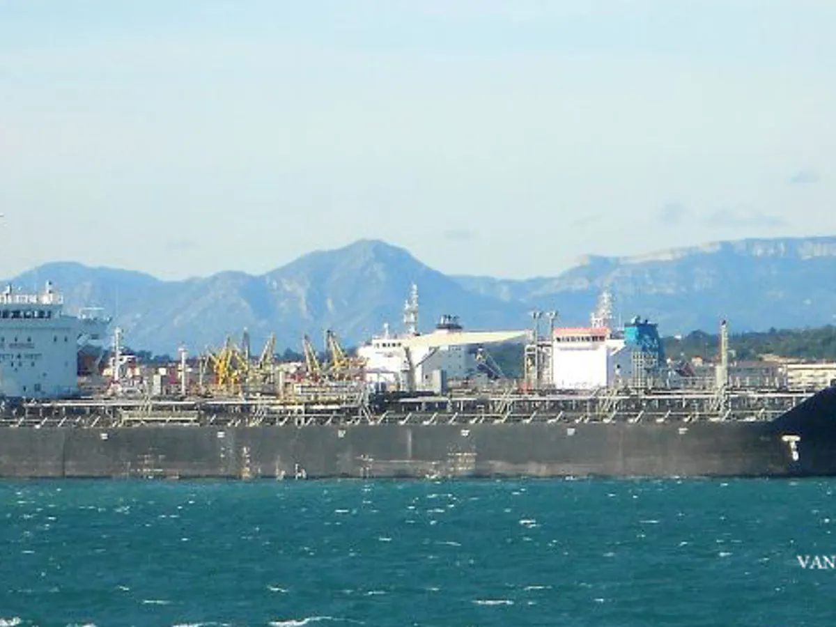 Petrol/Kimyasal tankeri satılık