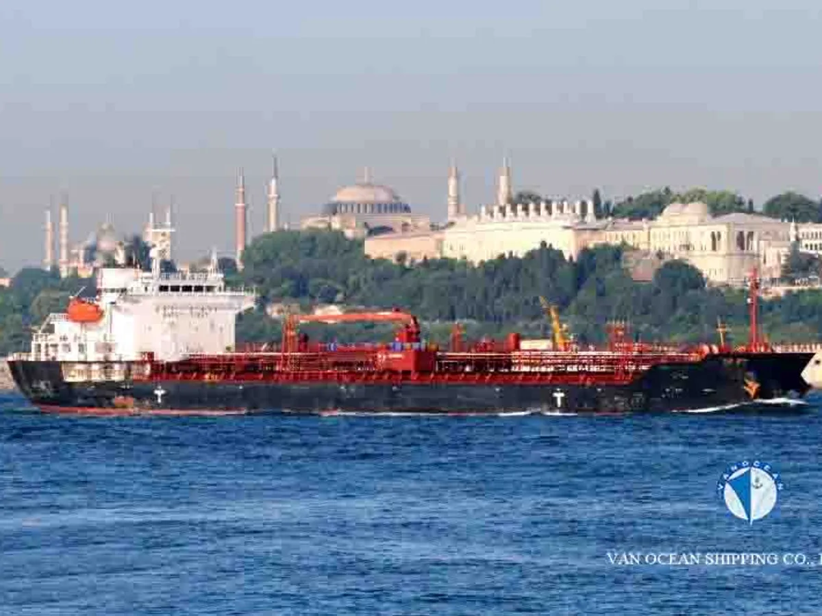 Petrol/Kimyasal tankeri satılık