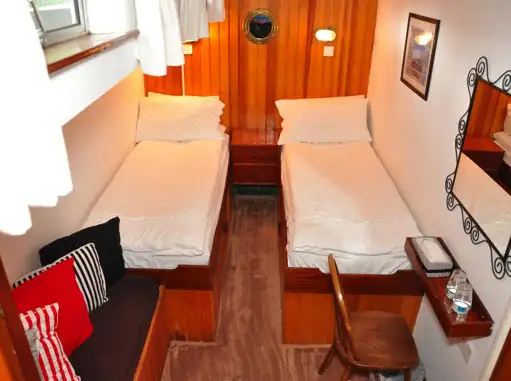 Yüzen otel satılık
