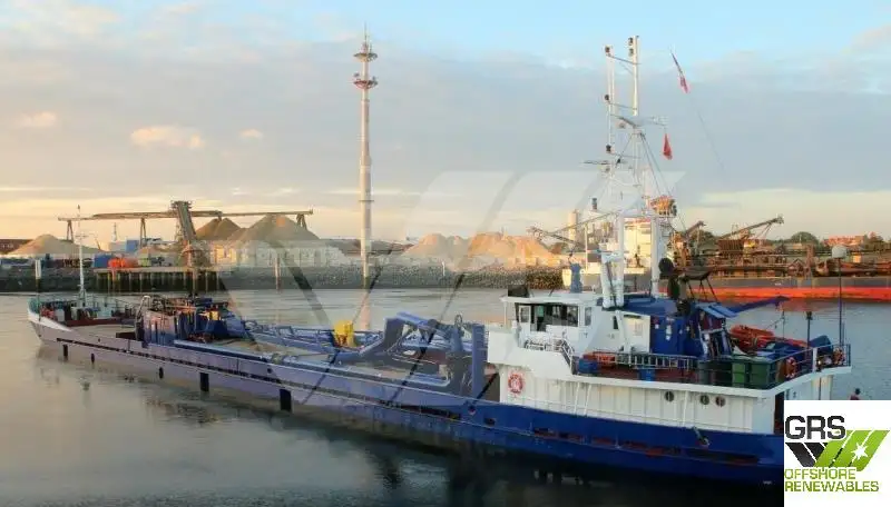 Dredger (Kazık çakma gemisi) satılık
