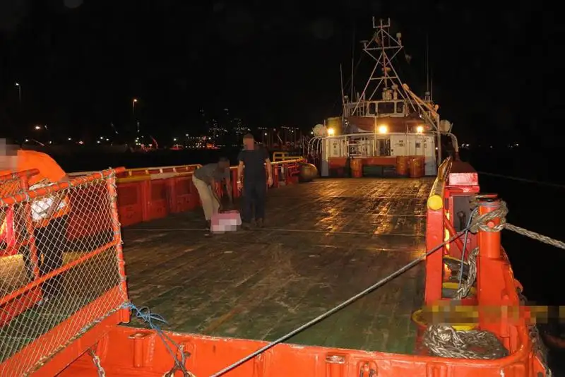 Mürettebat teknesi satılık