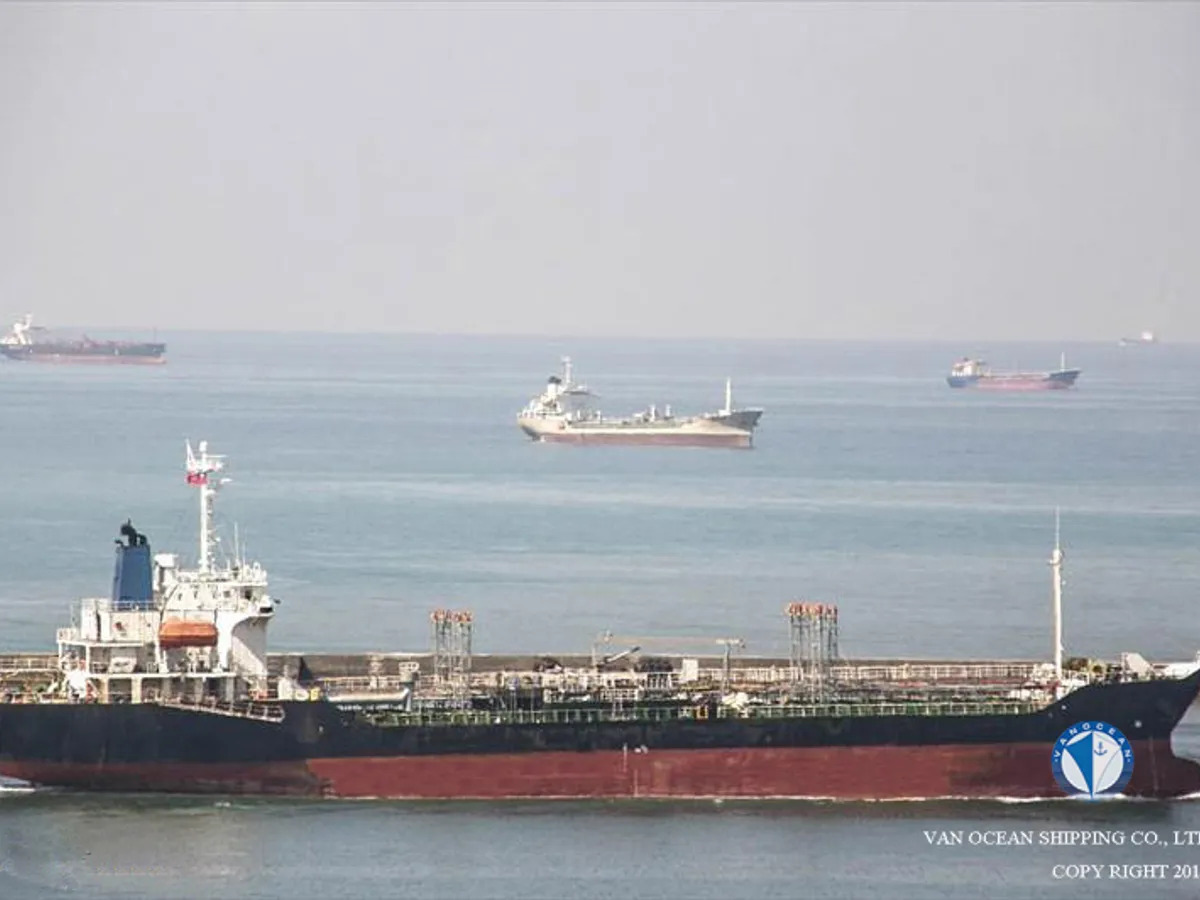Petrol/Kimyasal tankeri satılık