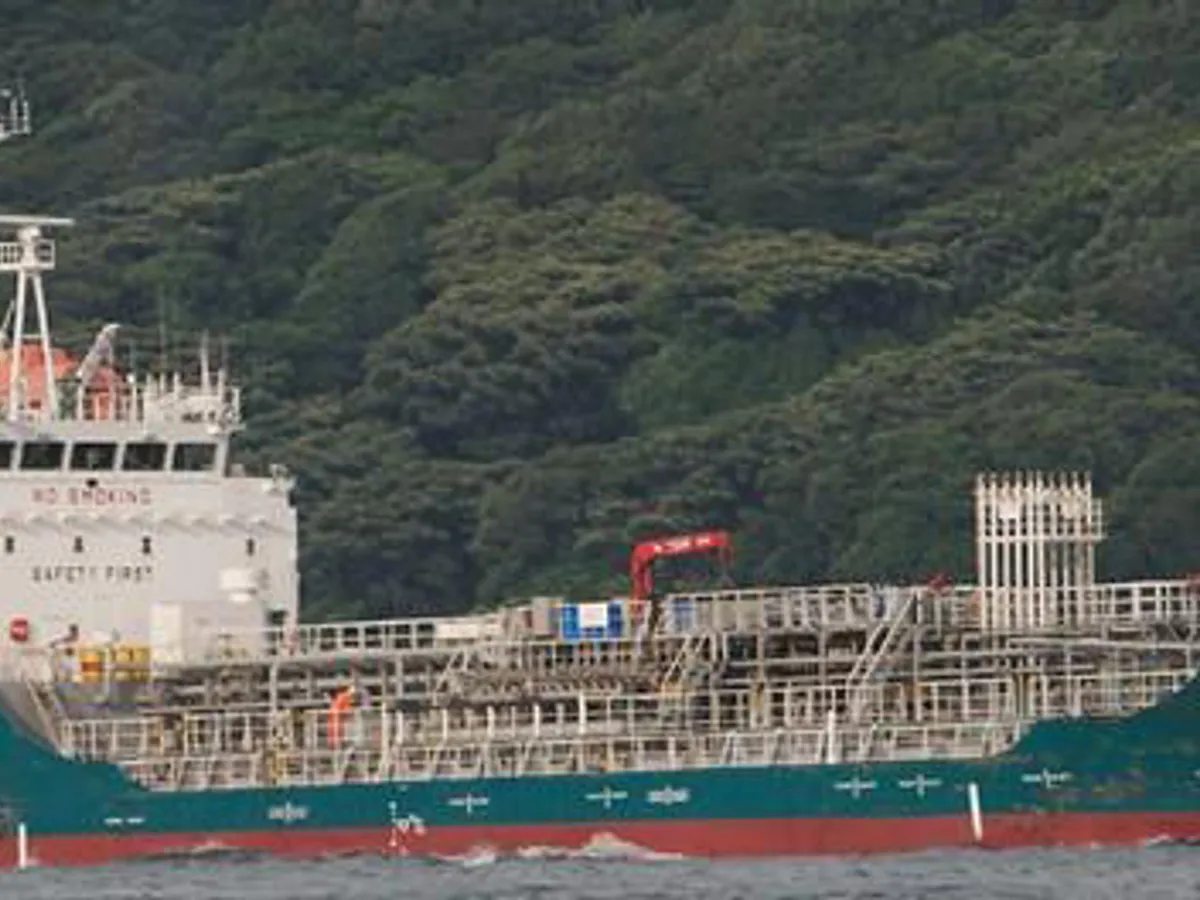 Petrol/Kimyasal tankeri satılık