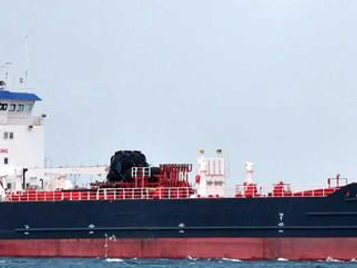Petrol/Kimyasal tankeri satılık