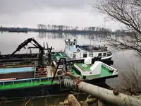 Dredger (Kazık çakma gemisi) satılık