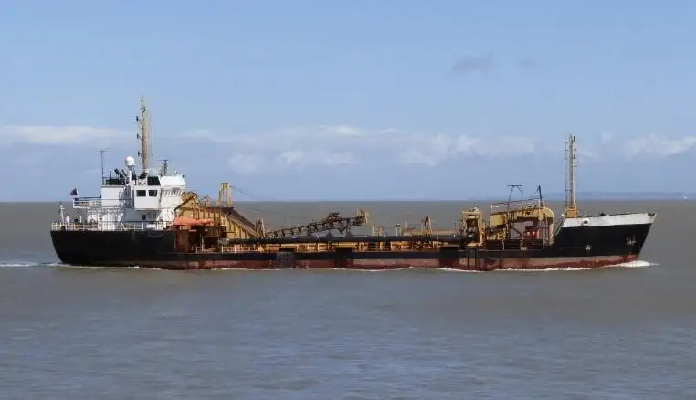 Dredger (Kazık çakma gemisi) satılık