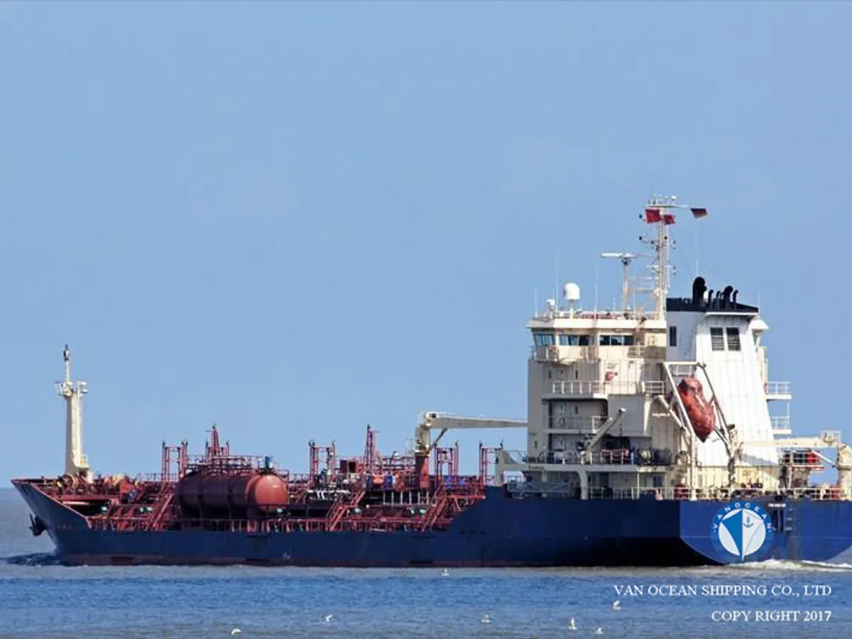 Petrol/Kimyasal tankeri satılık