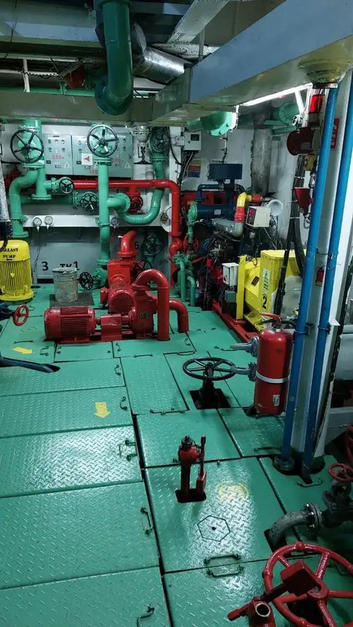 Petrol/Kimyasal tankeri satılık