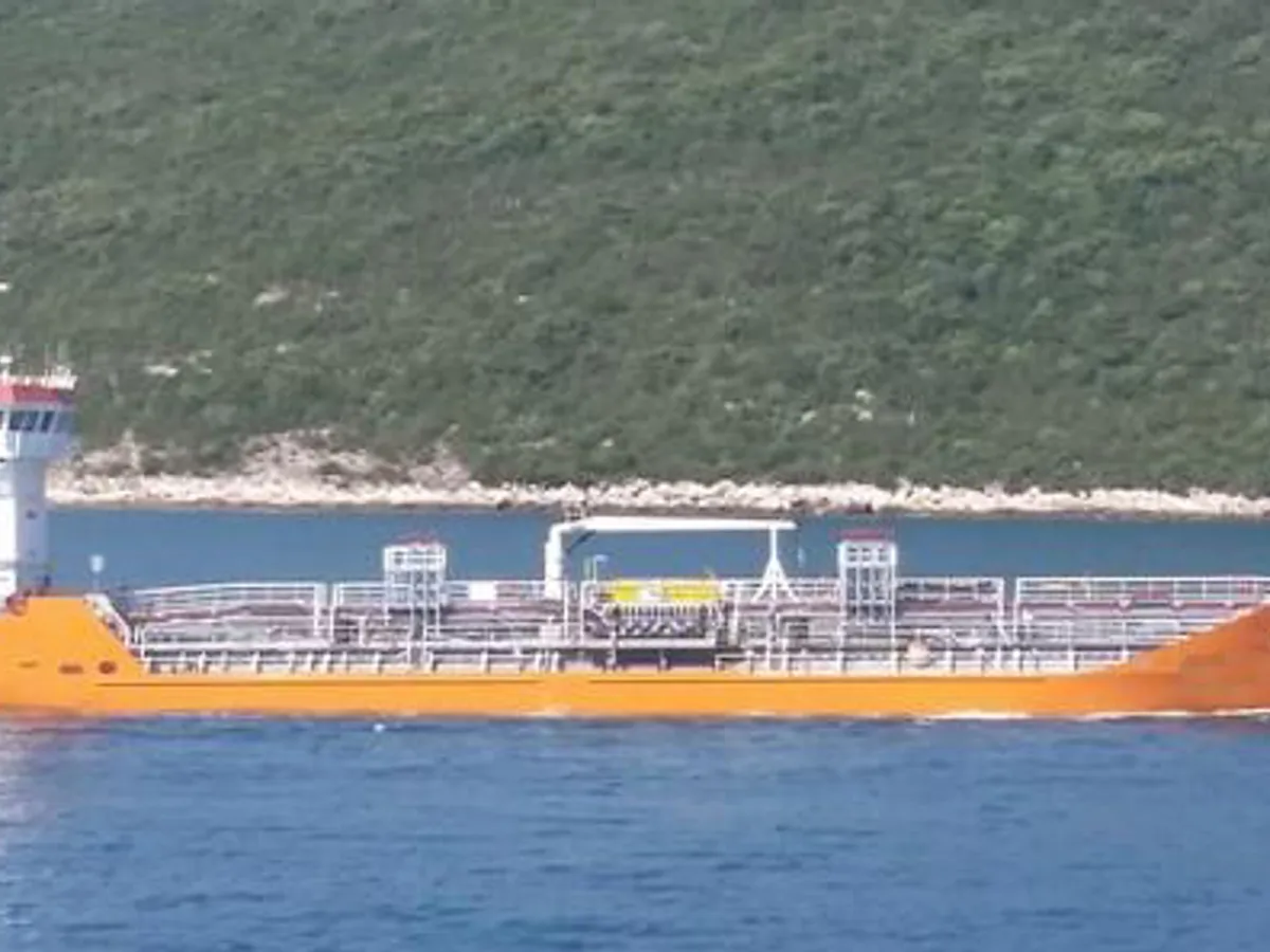 Petrol/Kimyasal tankeri satılık