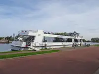 Kruvaziyer gemisi satılık