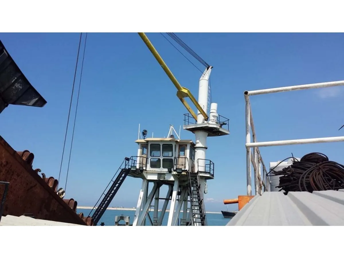 Dredger (Kazık çakma gemisi) satılık