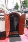 Yüzen otel satılık