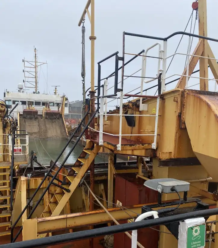 Dredger (Kazık çakma gemisi) satılık