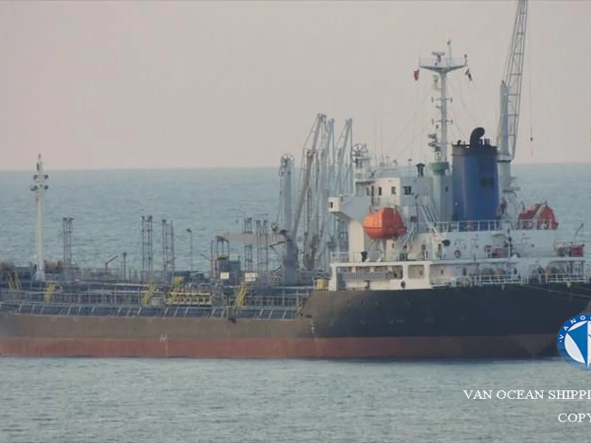 Petrol/Kimyasal tankeri satılık