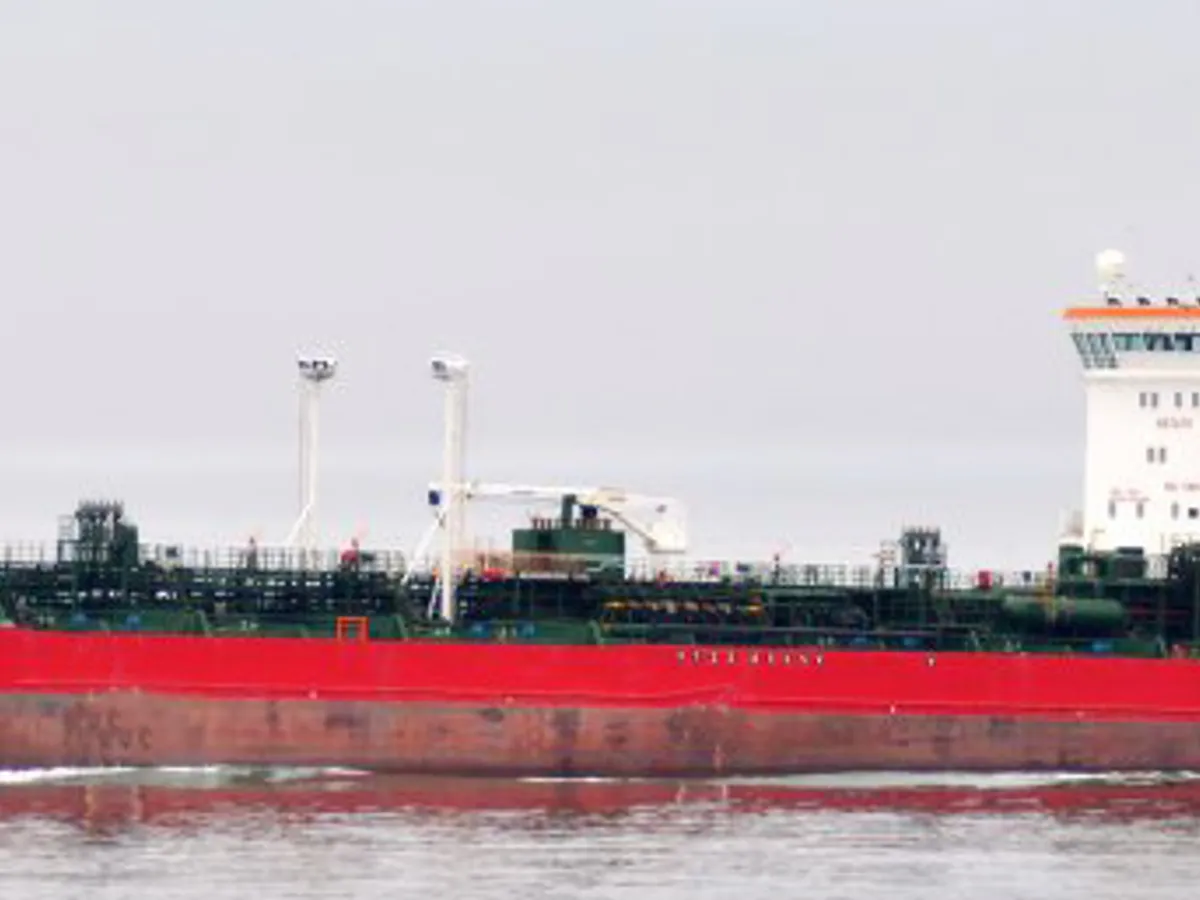 Petrol/Kimyasal tankeri satılık